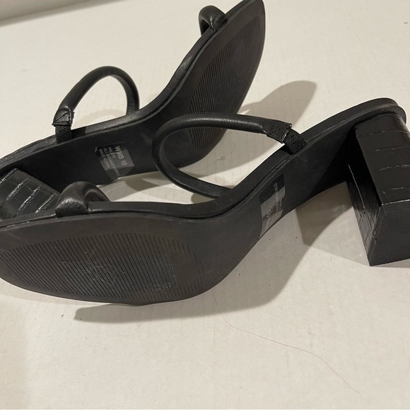 Women’s DV Dolce Vita Halsty Two Band Black Heels Size 10 US! - Picture 8 of 9